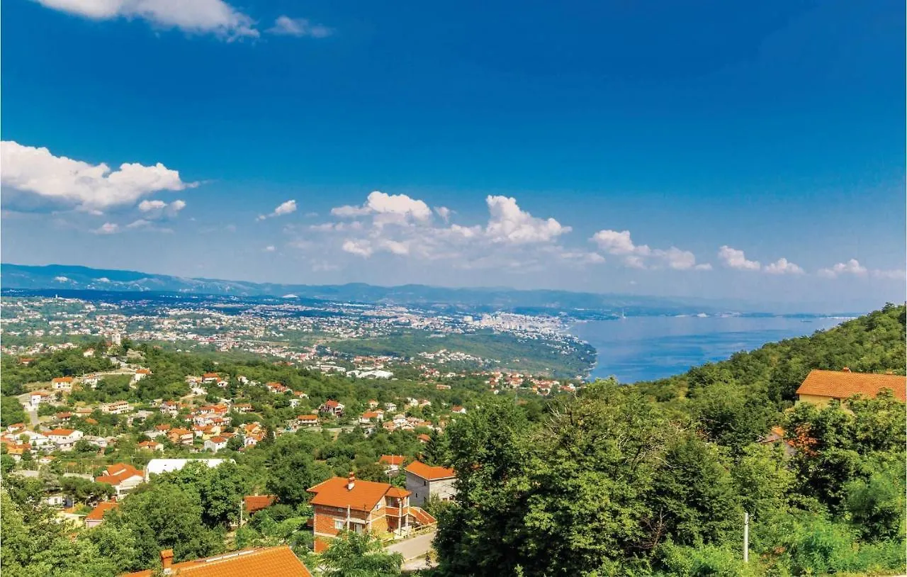 2 Bedroom Stunning Apartment In Rukavac